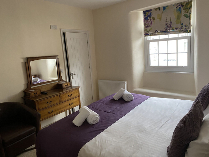 Bedroom 5, The Poltimore Inn, Devon