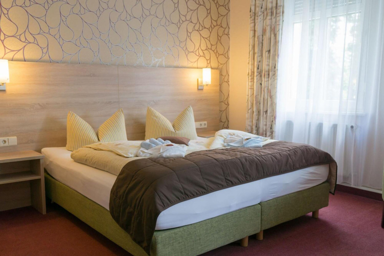 Bedroom 3, Hotel Zur Post, Leipzig
