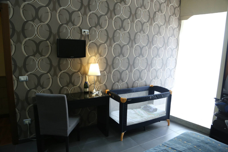Bedroom 4, Hotel Nettuno, Napoli