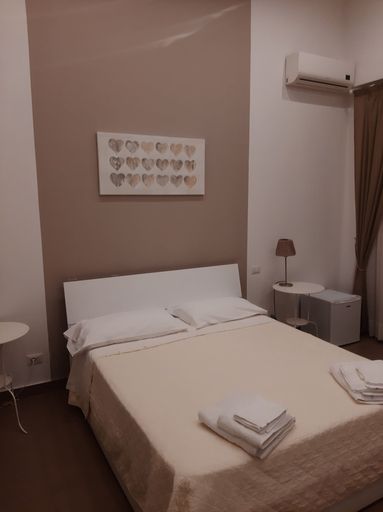 Bedroom 4, B&B La Baia Di Partenope, Napoli