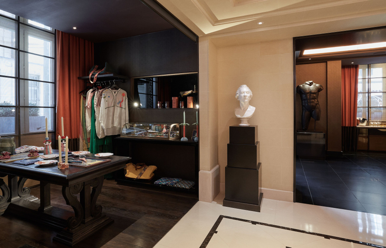 Food & Drinks 5, Grand Hotel du Palais Royal, Paris