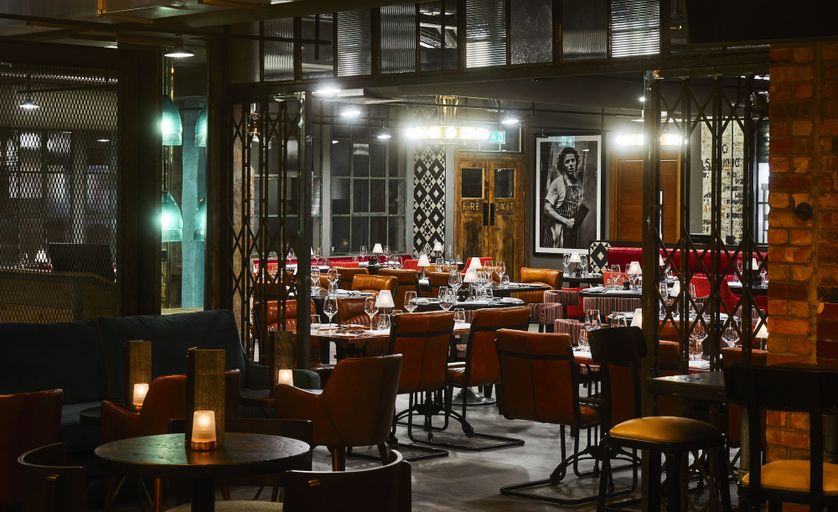 Food & Drinks 4, New Road Hotel, London