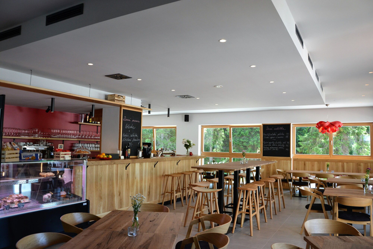Food & Drinks 4, Residence Post, Trutnov