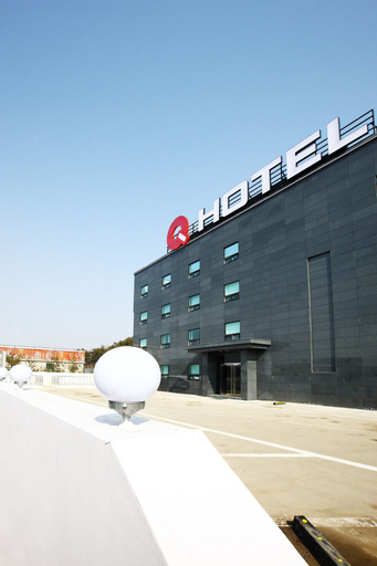 Q Hotel, Paju