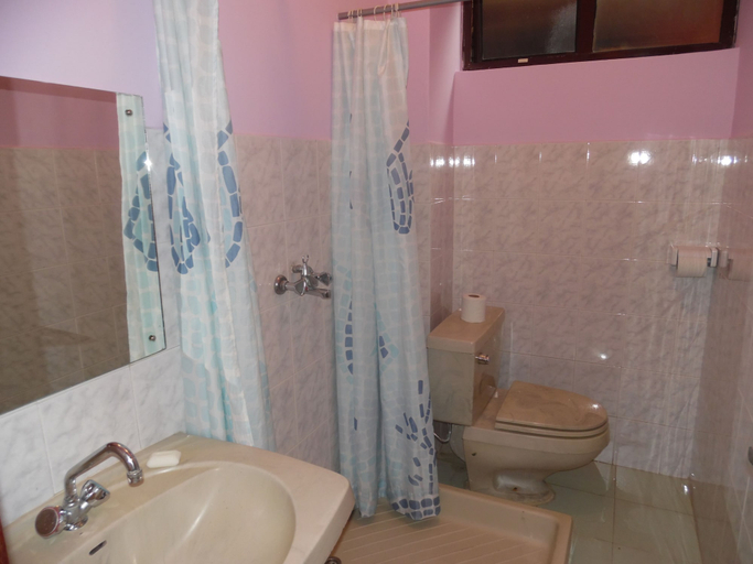 Bathroom, Samra Court, Dagoretti North