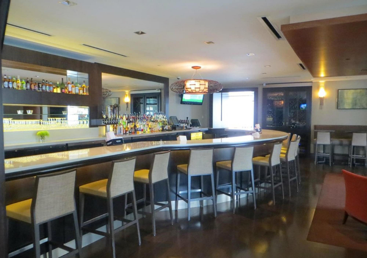 Food & Drinks 5, Hilton Garden Inn Auburn, Cayuga