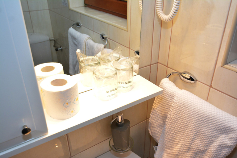Bathroom 4, Apartments Bogdanovic