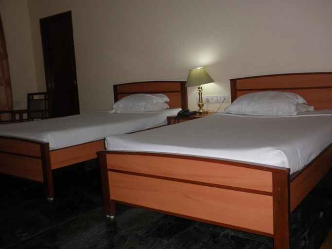 Bedroom 4, Indo Hokke Hotel, Nalanda