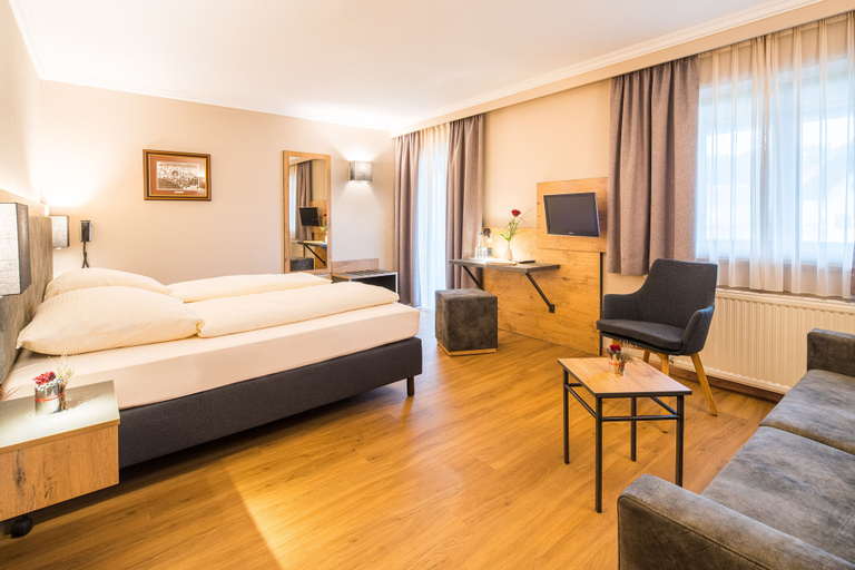 Bedroom 4, Hotel Gasthof Huber, Ebersberg