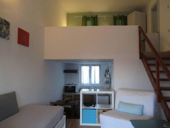 Bedroom 5, Theodosia Studios, Crete