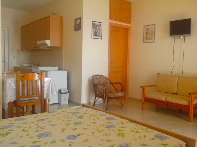 Bedroom 4, Kleio Studios, Crete