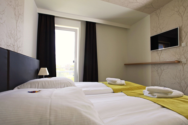 Bedroom 5, Hotel Warnow, Rostock