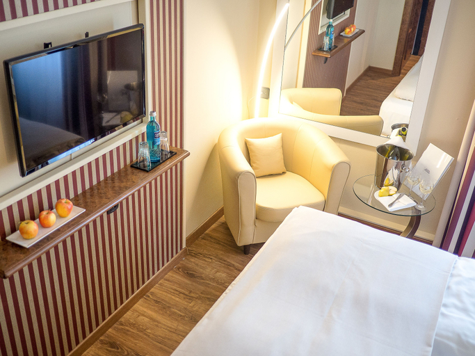 Bedroom 3, Hotel Primula, Rhein-Sieg-Kreis