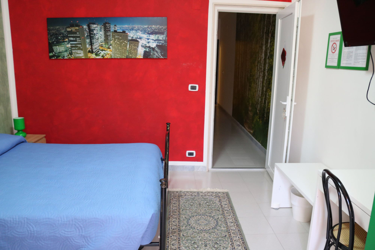 Bedroom 4, Le Tre Rose Bed & Breakfast, Bari