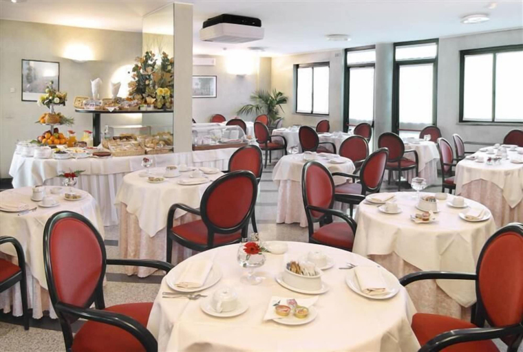 Food & Drinks 3, Pacific Hotel Airport, Torino
