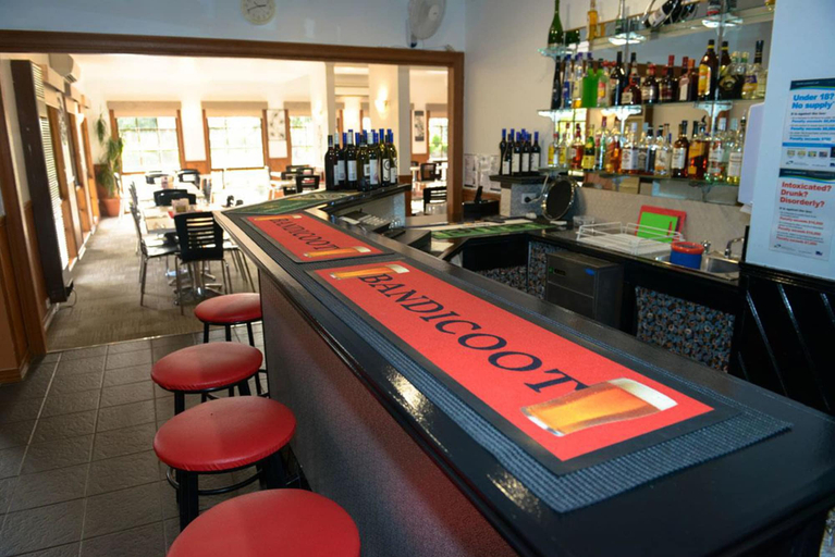 Food & Drinks 5, Bandicoot Motor Inn, S. Grampians Bal