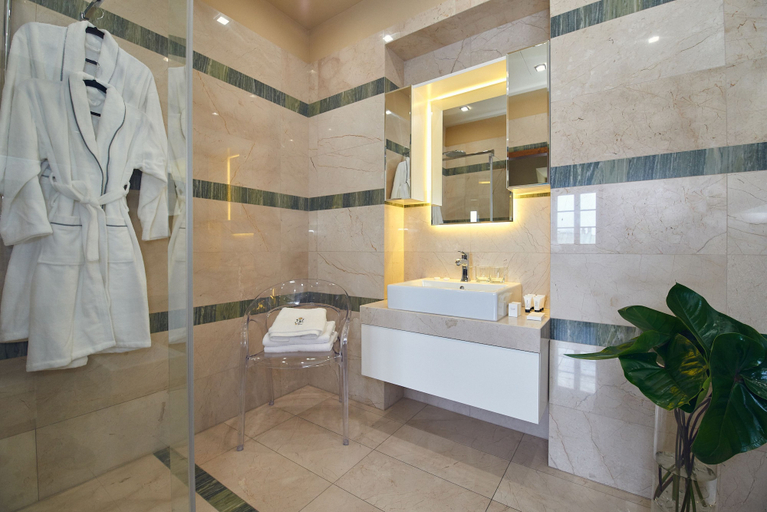 Bathroom 5, Hotel Bogoria, Kraków City