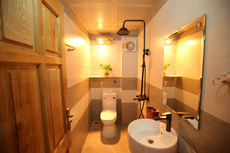 Bathroom 4, Cozynibi Hotel, Hoa Lư