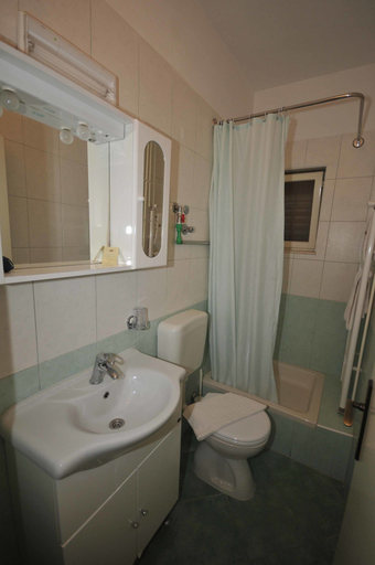 Bathroom 4, Villa Bakica, Trogir