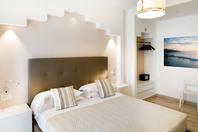 Bedroom 4, Sorrento Comfort Rooms, Napoli