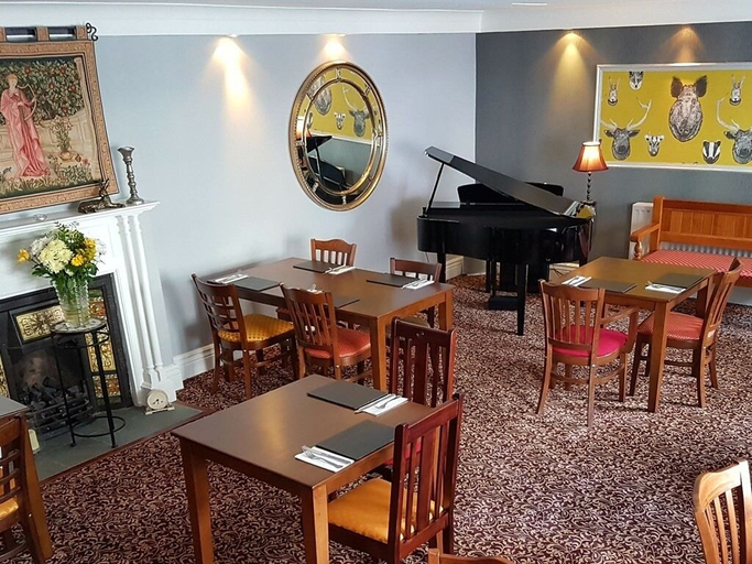 Food & Drinks 4, Dunster Castle Hotel, Somerset