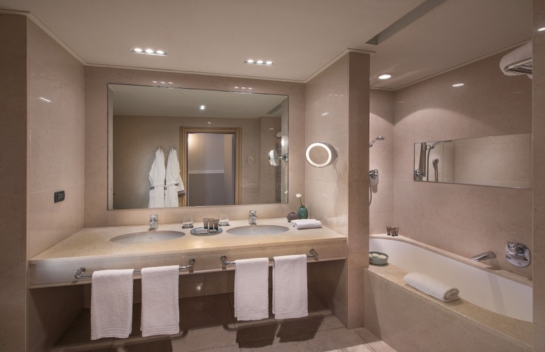 Bathroom 5, Ethra Reserve - Kalidria 5*, Taranto