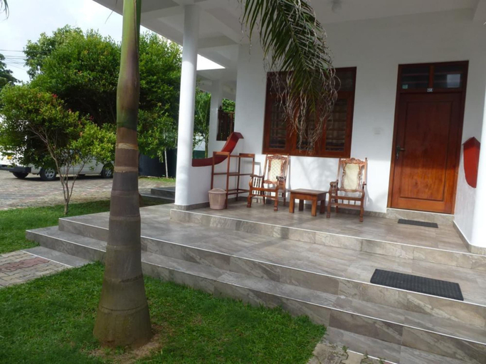 Others 3, Samaru Beach House, Weligama