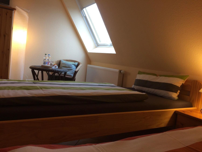 Bedroom 4, Bei Alex - Frühstückspension, Cuxhaven