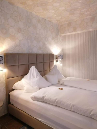 Bedroom 4, Hotel Bad Emser Hof, Rhein-Lahn-Kreis