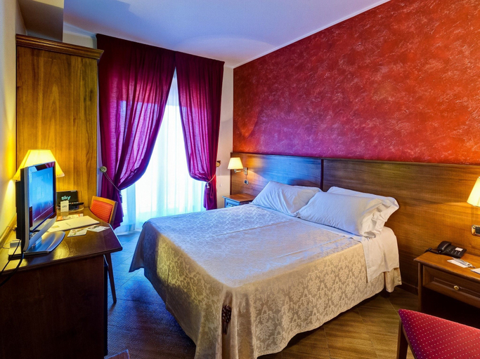Bedroom 2, Hotel La Perla, Caserta