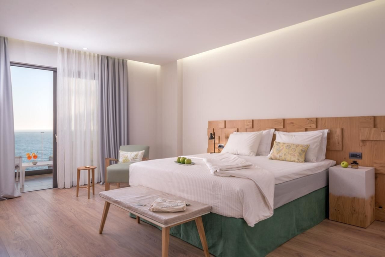 Bedroom 4, Glow Boutique Hotel & Suites, Sarandës