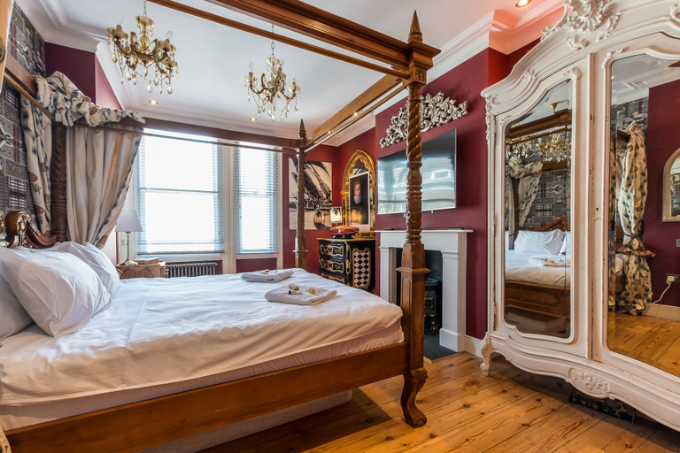 Bedroom 3, The Museum Penthouse, London