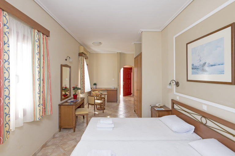 Bedroom 3, Maltezana Beach Hotel, South Aegean