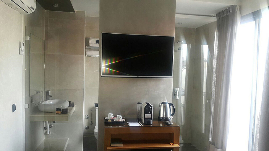 Bathroom 5, The Seven Hotel and Spa, Casablanca