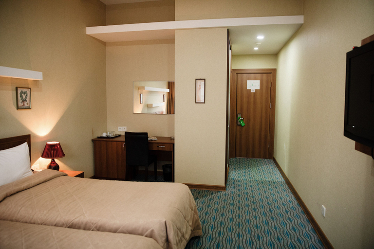 Bedroom 3, Austin Hotel Baku, Baku