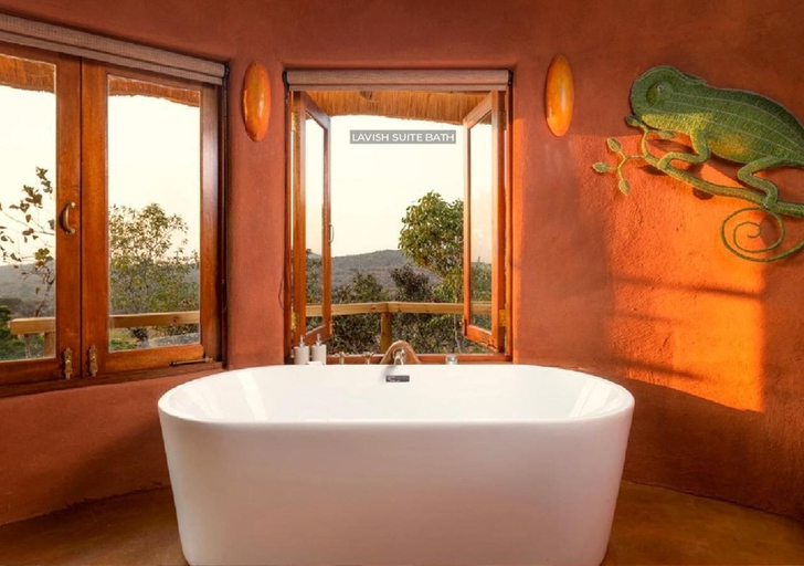 Bathroom 4, Leshiba Wilderness, Vhembe