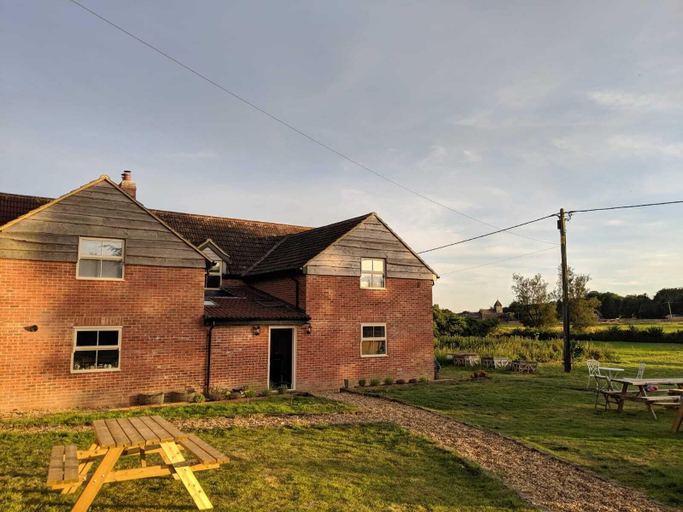 Exterior & Views 2, Elderbrook House, Wiltshire