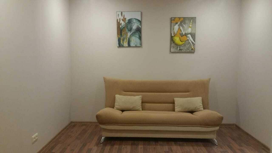 Others 5, Apartment on Prishvina 23, North-Eastern