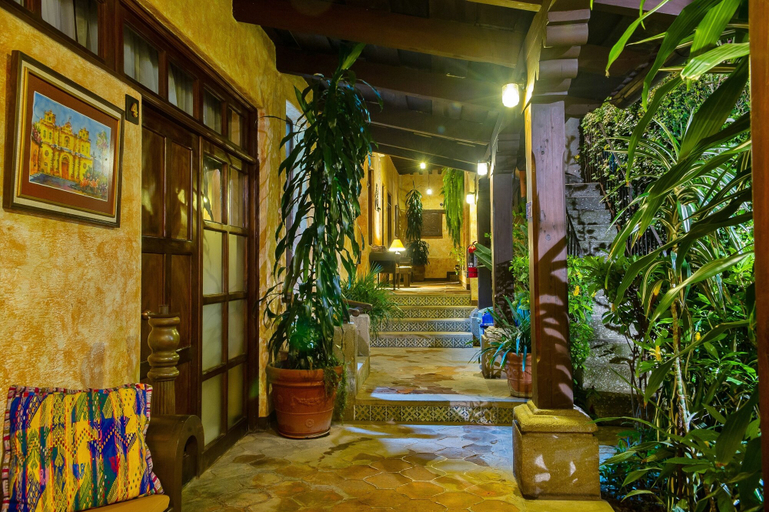 Exterior & Views 2, Hotel Casa del Parque, Antigua Guatemala