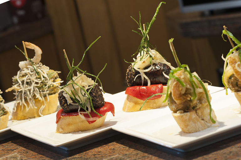 Food & Drinks 5, Iraipe izaga Hostal, Navarra