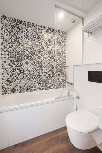 Bathroom 3, Courcelles Médéric, Paris