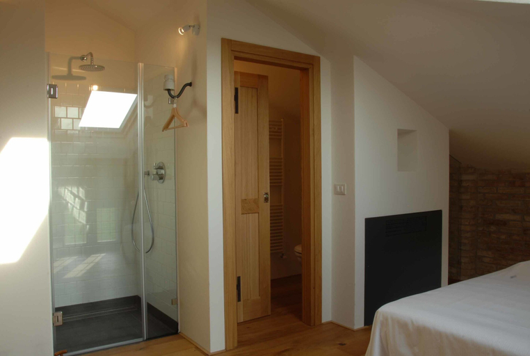 Bedroom 3, La Locanda Paradiso, Perugia