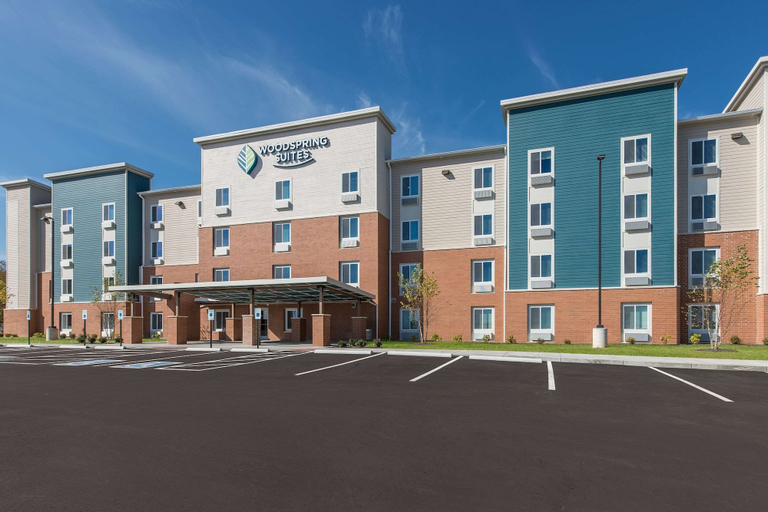 Exterior & Views 2, Woodspring Suites Dayton North, Montgomery