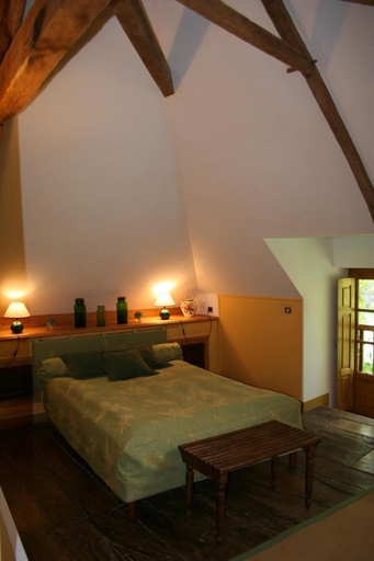 Bedroom 4, Manoir de Pommery, Ille-et-Vilaine