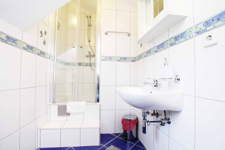 Bathroom 3, Villa Ivanka Trogir, Trogir