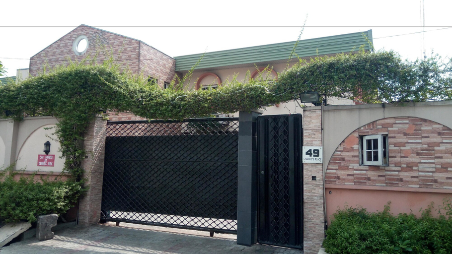 Exterior & Views 2, Charlies Place and Suites, Eti-Osa