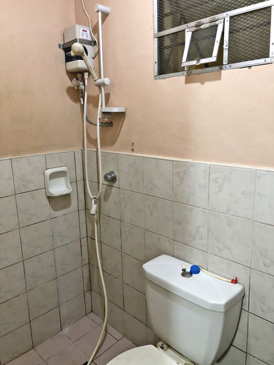 Bathroom 3, Magic Square Inn, Naga City