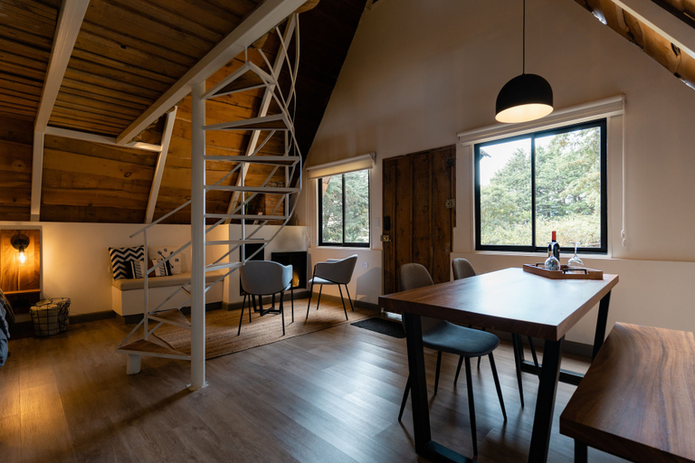 Others 4, EyB Chalets, San Rafael