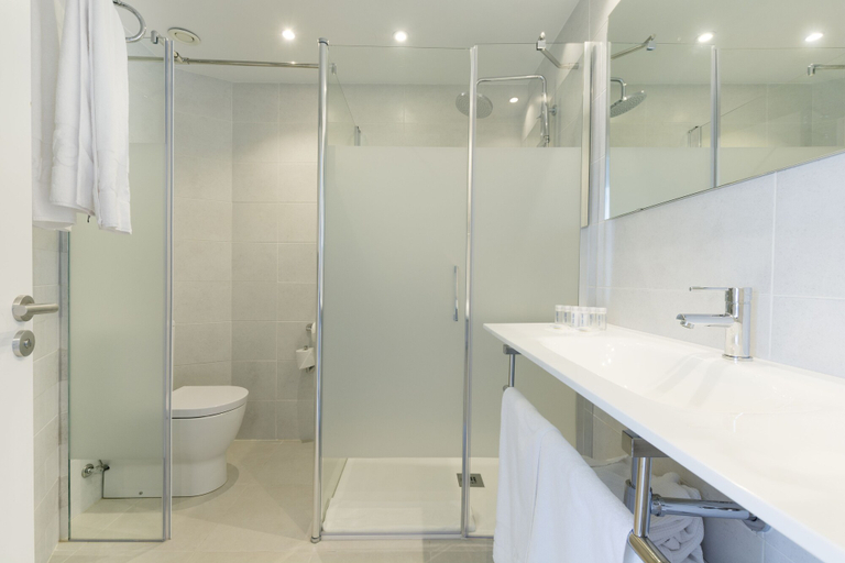 Bathroom 4, Reverence Mare Hotel - Adults Only, Baleares
