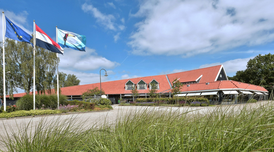 Exterior & Views 2, Van der Valk Hotel Groningen Westerbroek, Hoogezand-Sappemeer